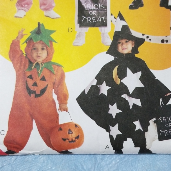 McCall's costumes 2858! 6 Costumes! - Picture 4 of 6